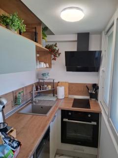 LaRenta Стилни апартаменти с 2 спални и гледка море в Свети Влас - 1