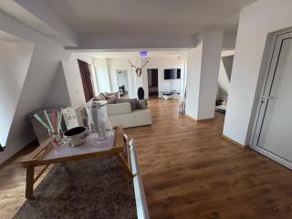 Luxury attic apartment, Centre, Two big terraces - Kazanlik - 1