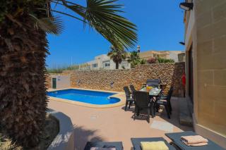 Villa Fieldend - Gozo Holiday Home - Għarb - 7