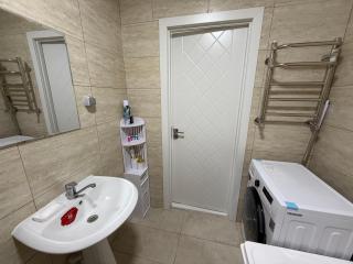 Sunlit 2-Bed Oasis on Parkent Street - Tashkent - 4