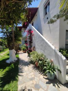 IRIDA Studios Hotel & Pool - Plakias - 9