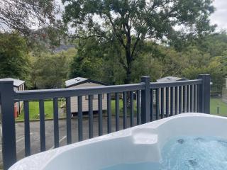 V29 - Rivers Retreat - Bethesda - 0