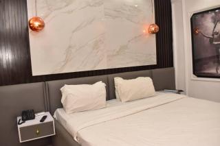 DEL HOTEL and SUITES - Agege - 8