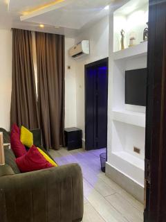 DEL HOTEL and SUITES - Agege - 2