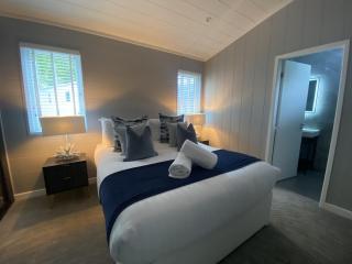 V29 - Rivers Retreat - Bethesda - 1