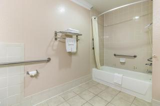 Motel 6-Alvin, TX - Alvin - 4