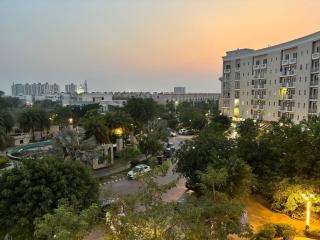 Divine Luxury Gateway - Vrindāvan - 9