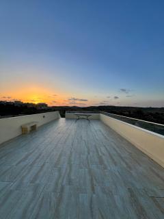 Skyline Gozo Penthouse with Jacuzzi - 7