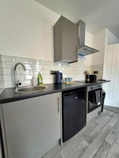 Executive Studio with Luxe Touches & Comfy Bed - Derby - 6