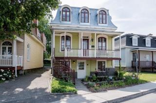 Traversier Gratuit- Aux Trois Filles - 0