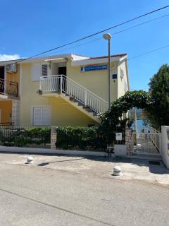Apartments Ljiljana - Klek - 9