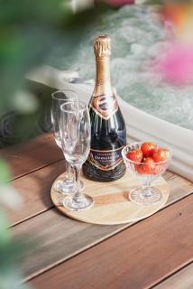 flowers and jacuzzi - Pepinster - 6