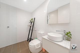KozyGuru | Central Station | Stylish Urban Retreat - Sydney - 1