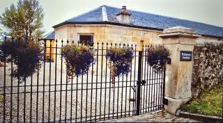 Balmory Stables North, luxury stable conversion - Ascog - 9