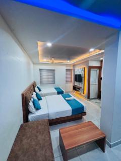 Marine Plaza Hotels - Cochin - 5