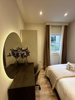 Newly Refurbished 2 Bed Apartment - Central Location - Londra - 9