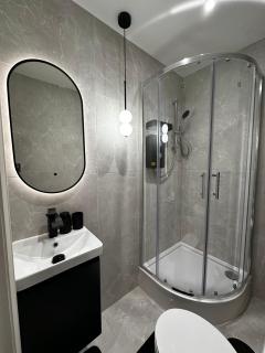 Newly Refurbished 2 Bed Apartment - Central Location - Londra - 8