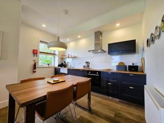 Balmory Stables South - luxury stable conversion - Ascog - 6