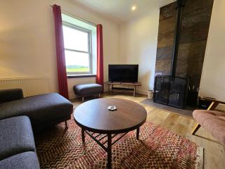 Balmory Stables South - luxury stable conversion - Ascog - 2