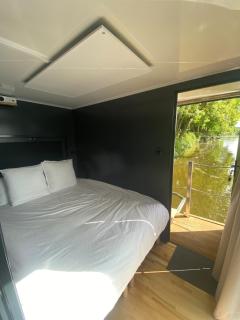 Bateau logement, vue magique - - 8