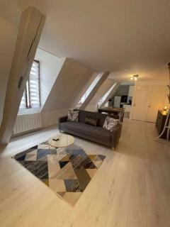 QUAI 65 , 3 pièces sur le port, à 250 m de la rue piétonne et de la mer - 7