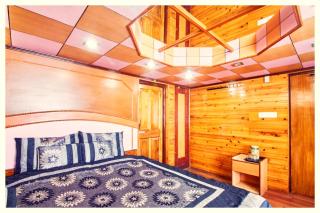 Hotel Broadway # Mall Road Darjeeling - #Near Chowrasta-Heart of Darjeeling #with Balcony Kanchenjunga View - Darjeeling - 7
