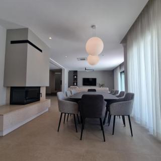Luxury Villa del Sol - 9