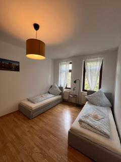 Moderne Citynahe Wohnung mit Parkmöglichkeiten - Chemnitz - 0