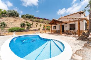 MalagaSuite Villa Rural Madeira - Algarrobo - 6