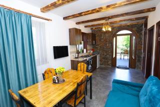 Guesthouse by the river -  - 5