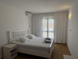 80s Retro Apartment - Podgora - 9