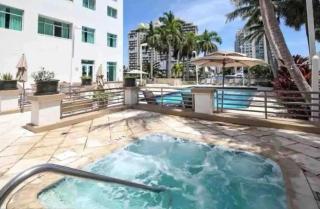 Modern Condo by the Beach, Water Taxi Stop, Prime Location! - Fort Lauderdale - 8