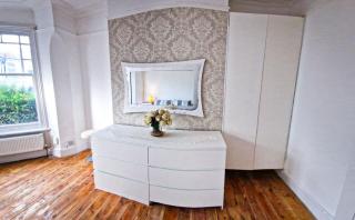 Charming London Apartment on Lancaster Road - Londra - 3
