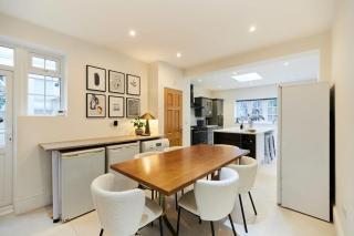 The Redbridge Sanctuary - Spacious 3BDR House with Garden - Londra - 5