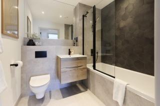 The South Wimbledon Escape - Lovely 3BDR with Balcony - London - 1