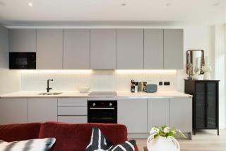 The Tottenham Hale Crib - Trendy 2BDR Flat with Balcony - 6