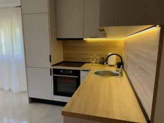 Sunset Serenade Apartment - 4