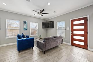 Gated Unit With Laundry l Near NRG and Med Center and HOU Airport - Houston - 0