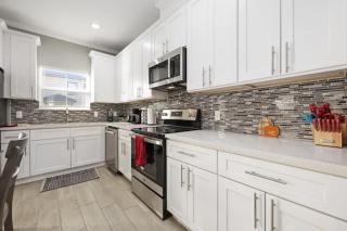 Gated Unit With Laundry l Near NRG and Med Center and HOU Airport - Houston - 6