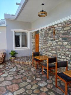 Berberi Guesthouse - Gjirokastra - 0