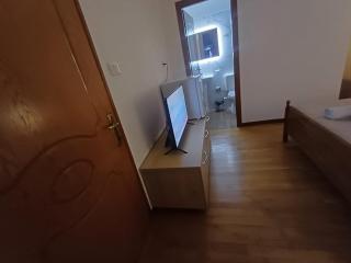 Berberi Guesthouse - Gjirokastra - 2