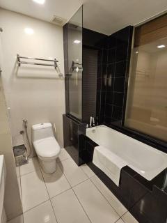 Deluxe Family, Dua Sentral - 6