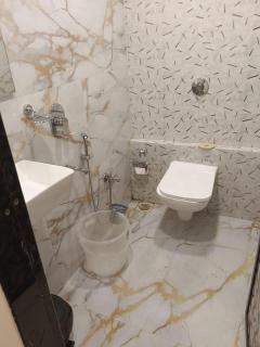 HOTEL PRICELESS GALAXY NESCO Goregoan MUMBAI - 4
