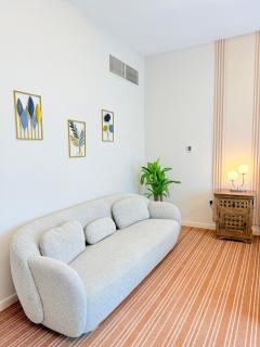 Best Place Holiday Home Free Parking 3 - Ajman - 1