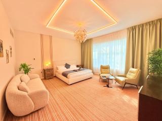 Best Place Holiday Home Free Parking 3 - Ajman - 8