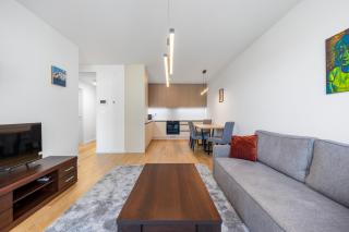 ZWIRN Design Stay near Nivy Station & Downtown - Bratislava - 6