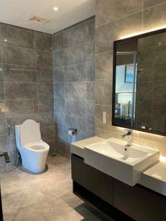Seaside Condo Retreat - Ha Long - 5