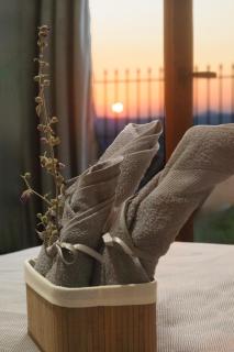 Aether Retreat Jacuzzi, Sea Views & Fresh Produce - Maroulás - 2