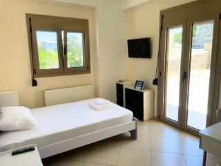 Villa Eirini Peaceful Hilltop Escape in Crete - - 4