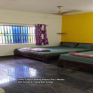 Arundekar Home Stay In 3 Minutes Walk Beach AC Room - Gokarna - 9